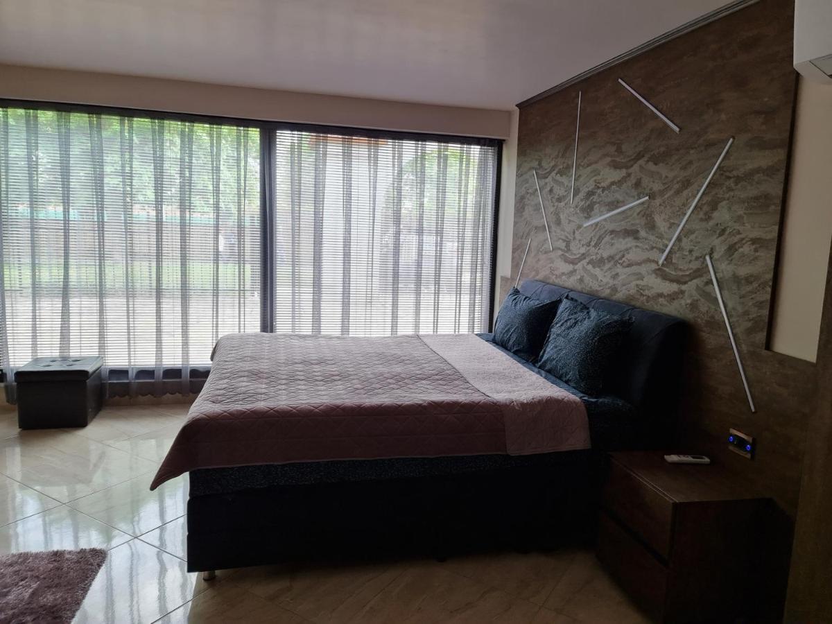Sliven Grande Spa Deluxe Studios מראה חיצוני תמונה
